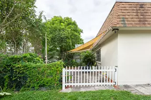 7651 NW 74th Ave, Tamarac, FL 33321 - Photo 13