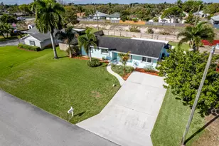 1061 Pineway Dr, Haverhill, FL 33417 - Photo 37