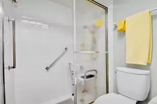 125 S Ocean Ave, Palm Beach Shores, FL 33404 - Photo 39