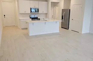 621 Salisbury Cir, Fort Pierce, FL 34982 - Photo 3