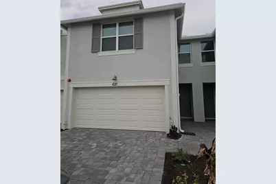 621 Salisbury Circle, Fort Pierce, FL 34982 - Photo 1