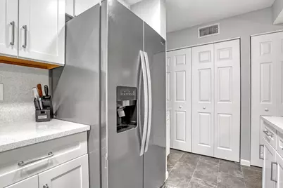 105 Half Moon Circle #F1, Hypoluxo, FL 33462 - Photo 13