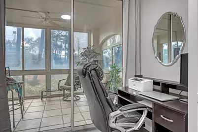 105 Half Moon Circle #F1, Hypoluxo, FL 33462 - Photo 9