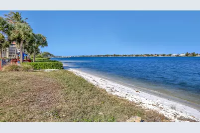 105 Half Moon Circle #F1, Hypoluxo, FL 33462 - Photo 21