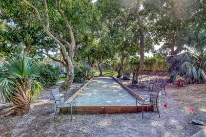 105 Half Moon Circle #F1, Hypoluxo, FL 33462 - Photo 25