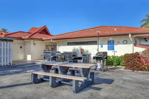 105 Half Moon Cir, Hypoluxo, FL 33462 - Photo 27