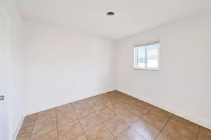 3221 NE 7th Ave, Pompano Beach, FL 33064 - Photo 7