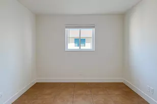 3041 NE 7th Ave, Pompano Beach, FL 33064 - Photo 11