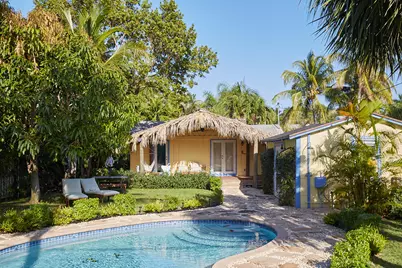 611 S Palmway, Lake Worth Beach, FL 33460 - Photo 1