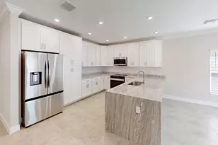 418 Easy St, Sebastian, FL 32958 - Photo 9