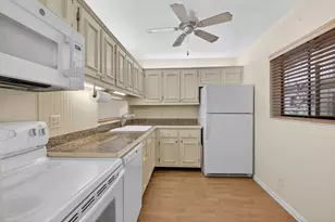 5190 Las Verdes Cir, Delray Beach, FL 33484 - Photo 11