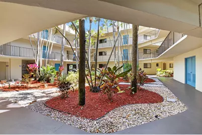 5190 Las Verdes Circle #120, Delray Beach, FL 33484 - Photo 3