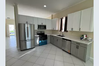 2509 SE Springtree Place, Stuart, FL 34997 - Photo 5