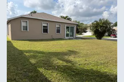 2509 SE Springtree Place, Stuart, FL 34997 - Photo 3