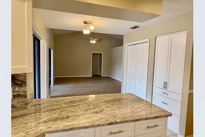 13427 Kingsbury Drive, Wellington, FL 33414 - Photo 5