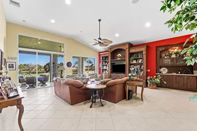 112 Palm Point Circle #D, Palm Beach Gardens, FL 33418 - Photo 15