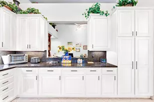 112 Palm Point Cir, Palm Beach Gardens, FL 33418 - Photo 7