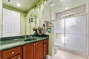 112 Palm Point Cir, Palm Beach Gardens, FL 33418 - Photo 13