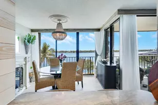 126 Lakeshore Dr, North Palm Beach, FL 33408 - Photo 1