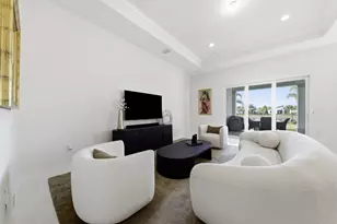 10332 Northbrook Cir, Palm Beach Gardens, FL 33412 - Photo 7