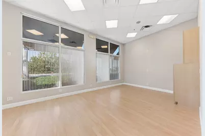 826 N Dixie Highway #11-15, Lantana, FL 33462 - Photo 5