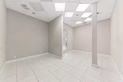 826 N Dixie Highway #11-15, Lantana, FL 33462 - Photo 9