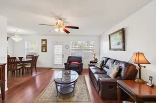 2035 Cornwall B, Boca Raton, FL 33434 - Photo 17