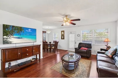 2035 Cornwall B, Boca Raton, FL 33434 - Photo 9