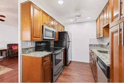 2035 Cornwall B, Boca Raton, FL 33434 - Photo 5