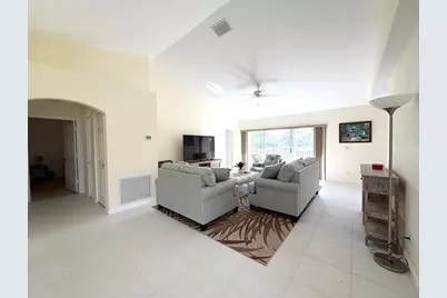 1546 SE Prestwick Lane #12d, Port Saint Lucie, FL 34952 - Photo 5