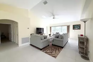 1546 SE Prestwick Ln, Port Saint Lucie, FL 34952 - Photo 5