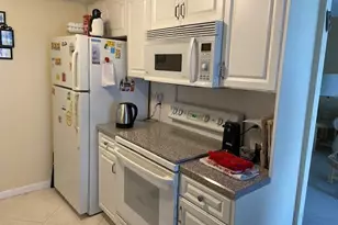 4042 Exeter C, Boca Raton, FL 33434 - Photo 3