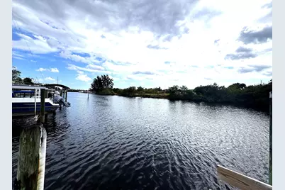 461 SE Pine Road, Port Saint Lucie, FL 34984 - Photo 5