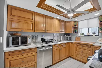 6372 La Costa Drive #705, Boca Raton, FL 33433 - Photo 9