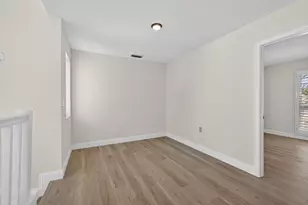 8 Via Sorrento, Palm Beach Gardens, FL 33418 - Photo 21