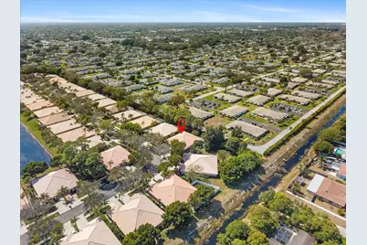 392 W Coral Trace Circle, Delray Beach, FL 33445 - Photo 23