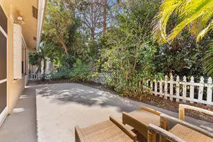 392 W Coral Trace Cir, Delray Beach, FL 33445 - Photo 21