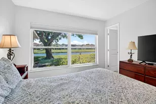5198 Mirror Lakes Blvd, Boynton Beach, FL 33472 - Photo 25