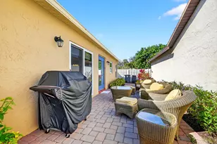 5198 Mirror Lakes Blvd, Boynton Beach, FL 33472 - Photo 5