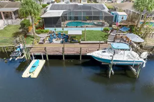 310 Holly Ave, Port Saint Lucie, FL 34952 - Photo 7