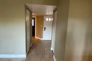 941 Coral Club Dr, Coral Springs, FL 33071 - Photo 7