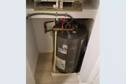 721 Lori Drive #309, Palm Springs, FL 33461 - Photo 15