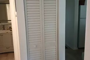 721 Lori Dr, Palm Springs, FL 33461 - Photo 33