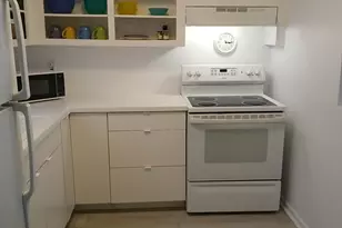 721 Lori Dr, Palm Springs, FL 33461 - Photo 5