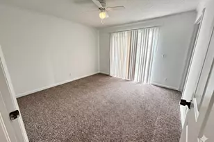 130 Cypress Way W, Palm Springs, FL 33406 - Photo 3