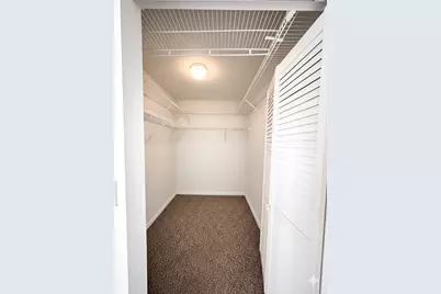 130 Cypress Way W, Palm Springs, FL 33406 - Photo 5