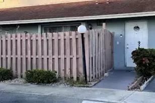 130 Cypress Way W, Palm Springs, FL 33406 - Photo 11