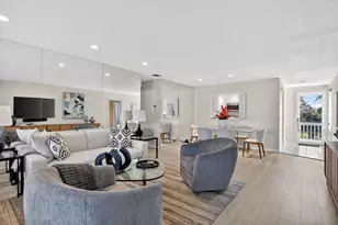 19811 Boca W Dr, Boca Raton, FL 33434 - Photo 5