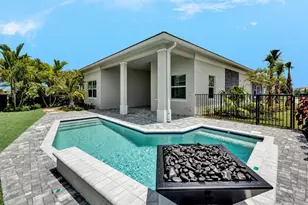 10005 Driftwood Wy, Palm Beach Gardens, FL 33412 - Photo 1