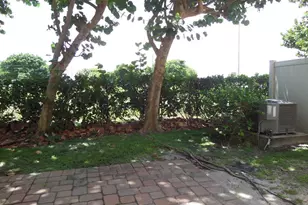 322 Lake Monterey Cir, Boynton Beach, FL 33426 - Photo 23